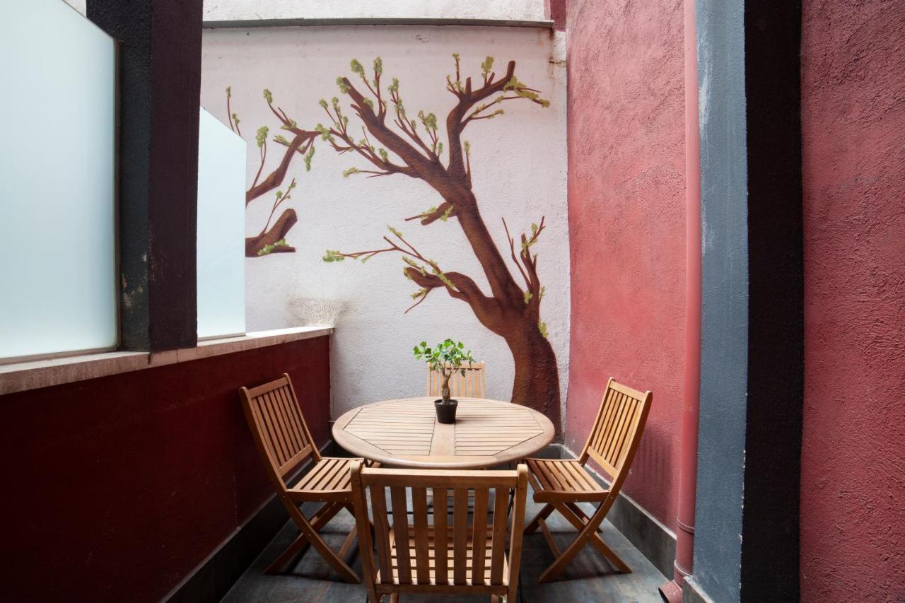 Petit Palace Plaza Espana Madrid Ngoại thất bức ảnh