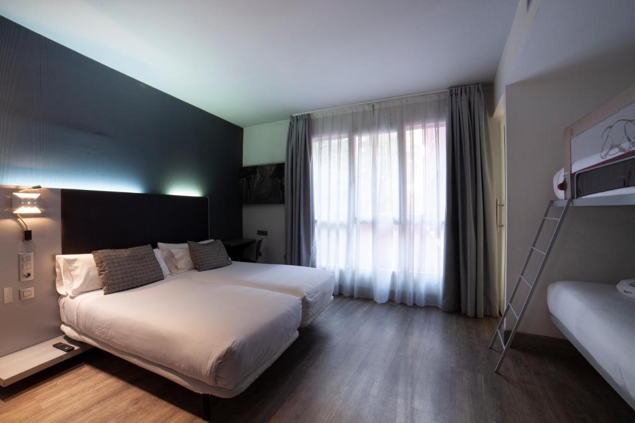 Petit Palace Plaza Espana Madrid Ngoại thất bức ảnh