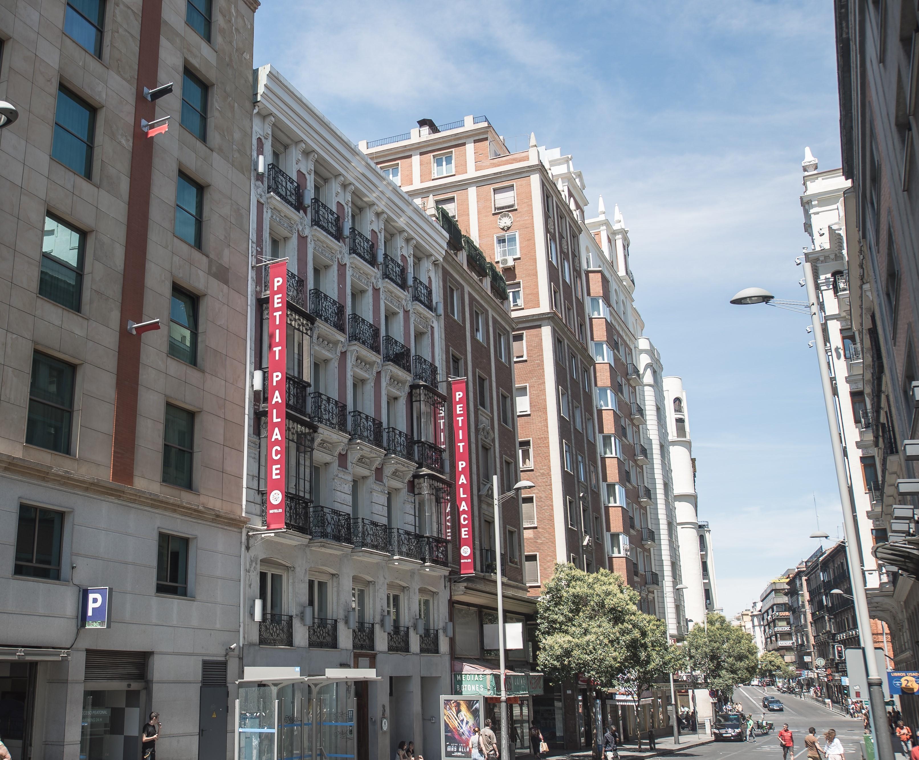 Petit Palace Plaza Espana Madrid Ngoại thất bức ảnh