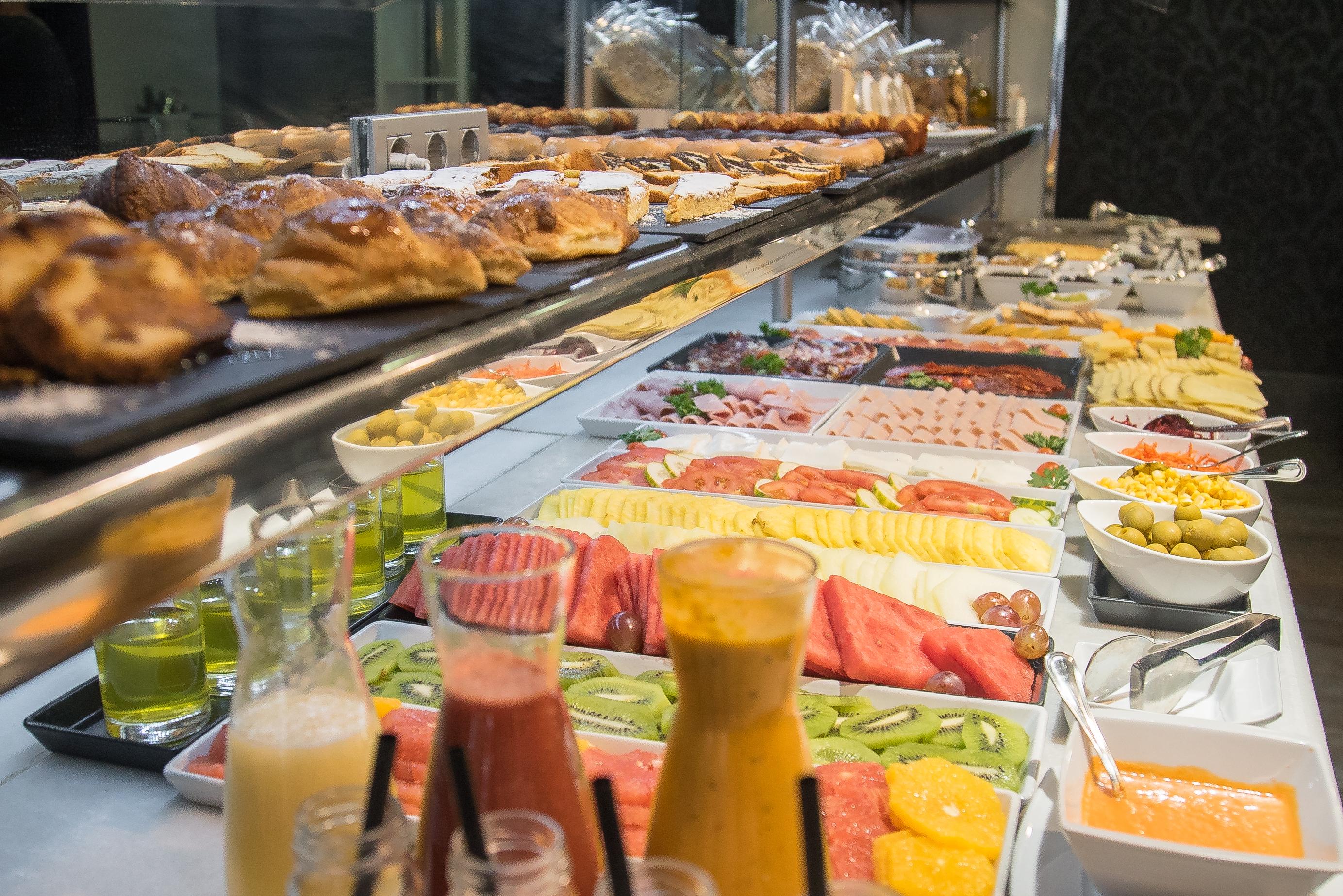Petit Palace Plaza Espana Madrid Ngoại thất bức ảnh