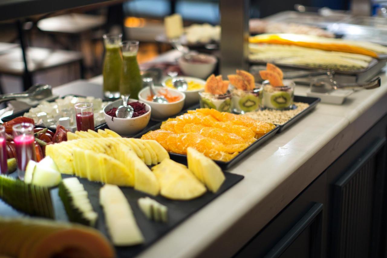 Petit Palace Plaza Espana Madrid Ngoại thất bức ảnh